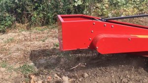 Ferrari Cromo k40 AR plus Taret Z439 potato digger - krumpliszedés Ferrari traktorral
