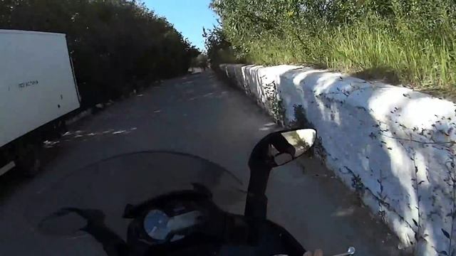 Сравнение BMW C650GT vs Suzuki Burgman 650! смотреть онлайн