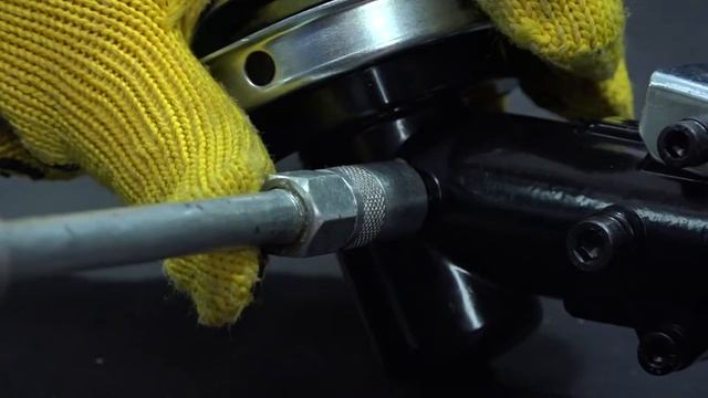 Как смазать редуктор ,бензинового триммера Huter смотреть онлайн