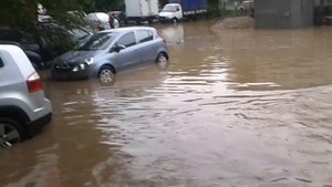 Потоп в Зябликово (г.Москва, ул.Мусы Джалиля)