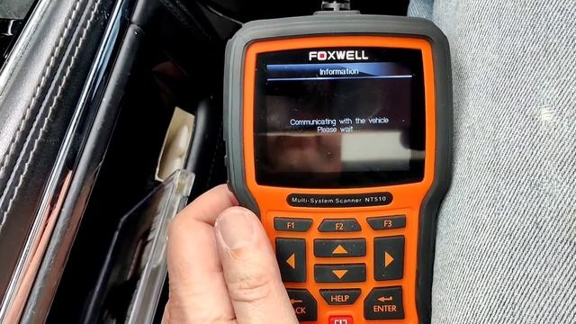 Resetting Oil Service Indicator Jaguar XJ 2011, 2012, 2013, 2014, 2015, 2016 смотреть онлайн