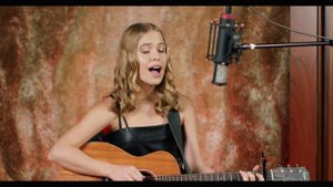 Dancing in the Dark - Bruce Springsteen (Acoustic cover by Emily Linge)