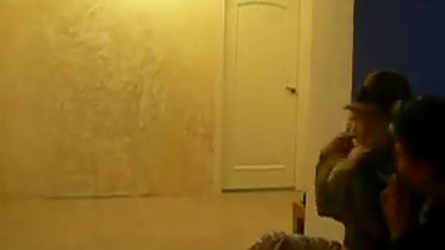 Клоуны, друзья и большие сиськи смотреть онлайн