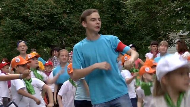 Михаил Матвеев ознакомился с работой лагеря, участвующего в конкурсе «Лето-2016» смотреть онлайн