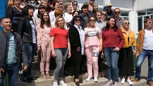 Лучшее поздравление родителей на выпускной. Родители отожгли.