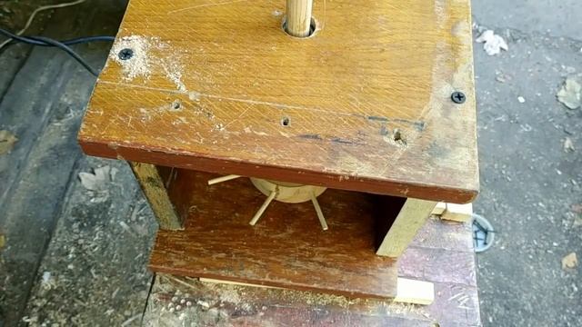 Демонстрационный поворотный столик из дерева своими руками. Часть 2