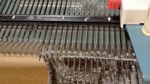 Вертикальная планка на Неве-5 и любой вязальной машине