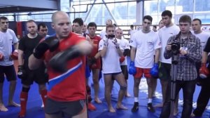 Боксёрская техника. Мастер-класс от Фёдора Емельяненко