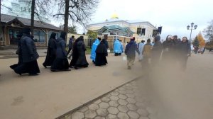 КРЕСТНЫЙ ХОД В ДИВЕЕВО НА ПРАЗДНИК КАЗАНСКОЙ ИКОНЫ БОЖЬЕЙ МАТЕРИ