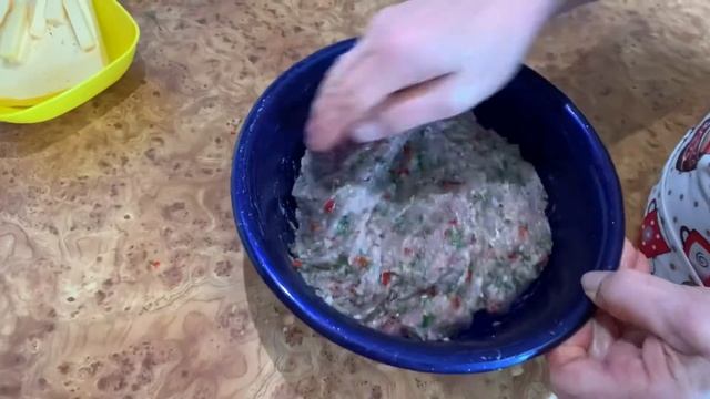 #котлеты #сочныекотлеты #сюрприз Как правильно приготовить сочные котлетки