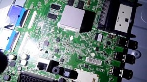 Ремонт телевизора LG 50LB675V висит на заставке 6051