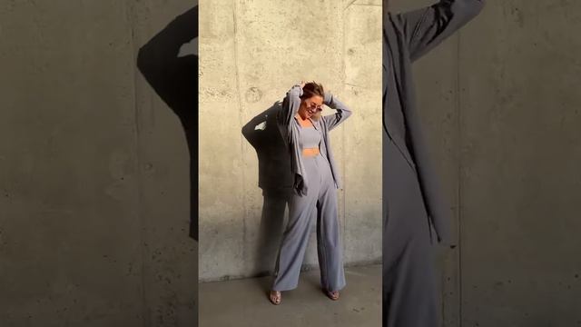 Женский костюм-тройка рубашка+топ+брюки креп серый смотреть онлайн