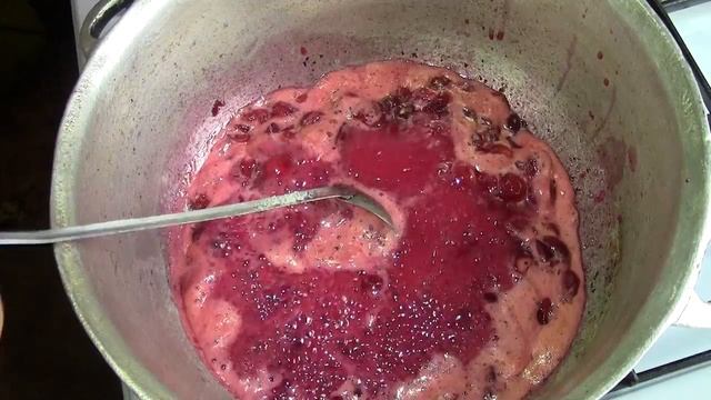 ВАРЕНЬЕ С ВИШНИ . ВИШНЯ ОСТАЁТСЯ ЦЕЛОЙ И СВЕТЛОЙ смотреть онлайн