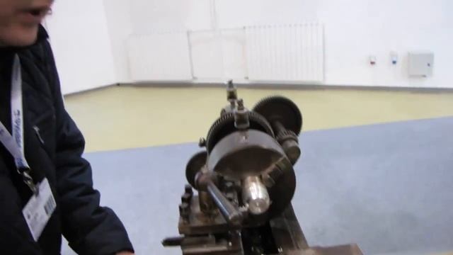 Допотопные технологии итересное рядом токарный станок с ножным приводом 1895г.