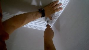 потолочный плинтус