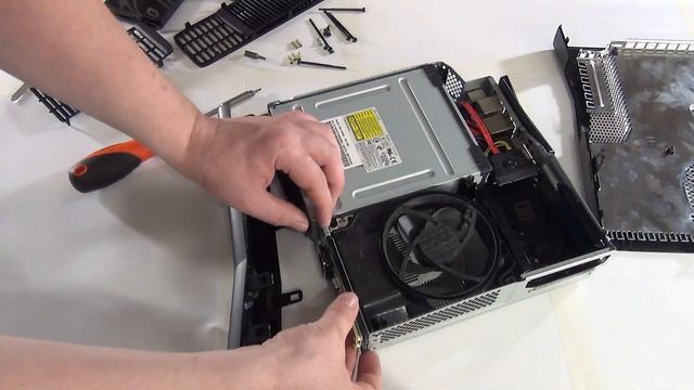 Замена термопасты Xbox 360