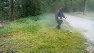Покос травы в ДНР Донецк, Макеевка, Енакиево. Приятные цены