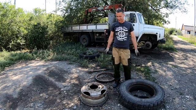 ГРУЗОВОЙ ШИНОМОНТАЖ!!!! Видео урок для начинающих водителей грузовиков!!!