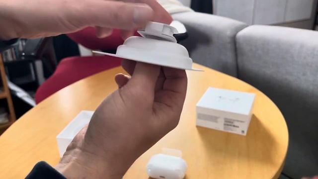 Unboxing Apple AirPods Pro with MagSafe case смотреть онлайн