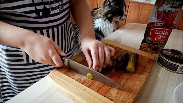 Пицца гавайская и со шпротами
