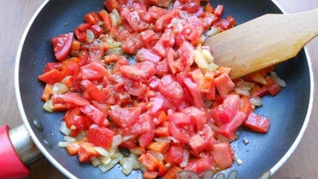 Еврейская яичница Шакшука