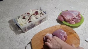 Мариную мясо индейки для завтрашней готовки