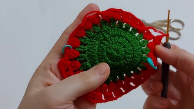 Süper Kolay Örgü Tığ İşi Çilek Tutacak Modeli Yapımı / Lif ipiden tutacak Örgü Modelleri