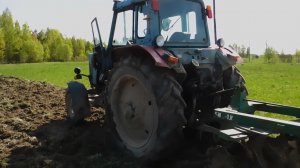 Дисковая борона на МТЗ 80-дискуем огород!!