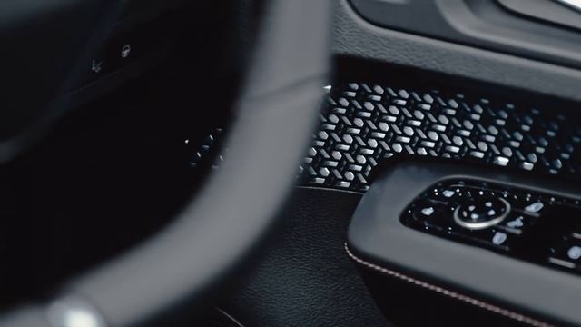 Nissan Ariya | Nissan’s first all-electric crossover смотреть онлайн