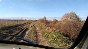 В поисках омута для рыбалки на таежной речке !