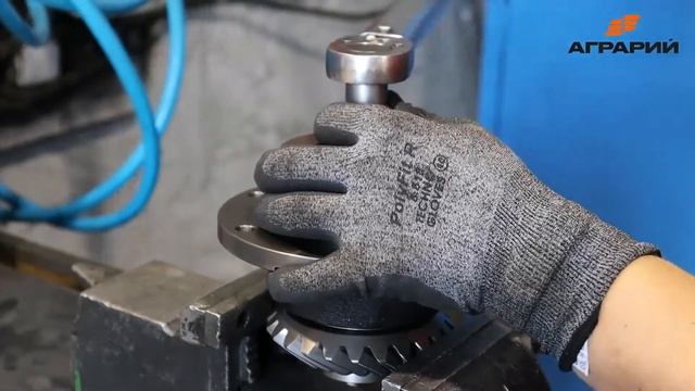 Ремонт углового редуктора Manitou в Курске – компания Аграрий смотреть онлайн