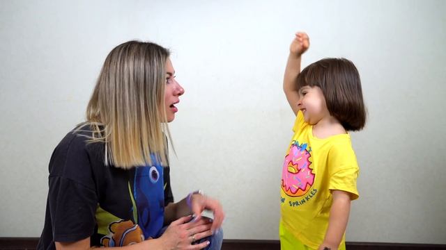 Ам Ням в РЕАЛЬНОЙ ЖИЗНИ поселился у нас дома | Кто съел все сладости смотреть онлайн