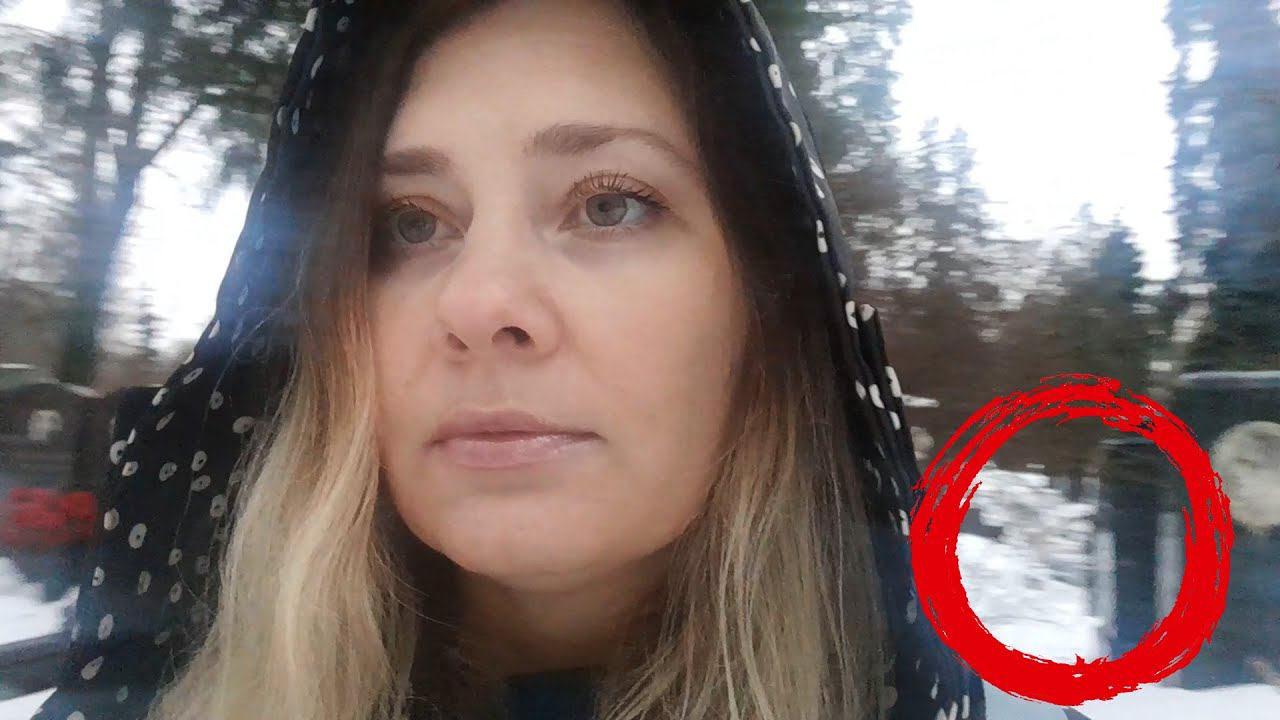 Преследует на КЛАДБИЩЕ парень !