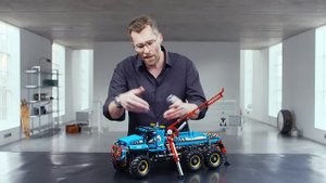 LEGO Technic 42070 6x6 All Terrain Tow Truck - Designer Video