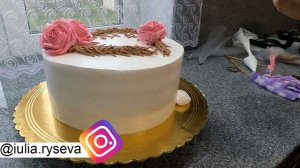 Украшение торта кремом для девушки | Красивое украшение кремового торта | Как красиво украсить торт