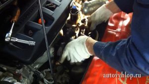 Замена катализатора Хонда Цивик. Пламегаситель на Хонда. Москва.