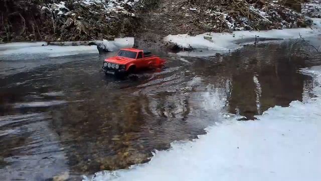6x6 Toyota Hilux Arctic (modified) RC Nikko ( fail battery & servo ) minus 7 degrees celsius смотреть онлайн