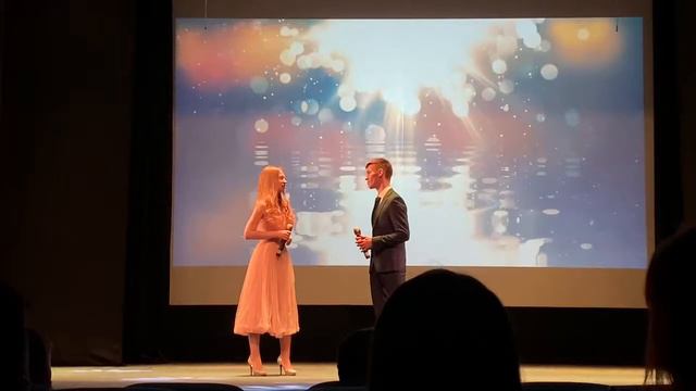 Я вижу свет из м/ф "Рапунцель: запутанная история" (исполняют Антименко Наталья и Владимир Фролов)⭐ смотреть онлайн