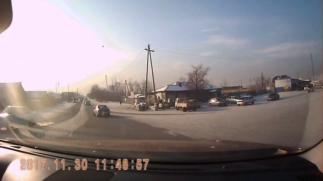 Кызыл и дураки на дорогах смотреть онлайн