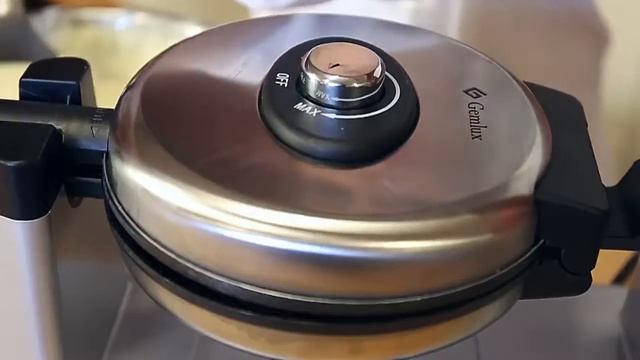 Вафельница GEMLUX GL WM 101 смотреть онлайн