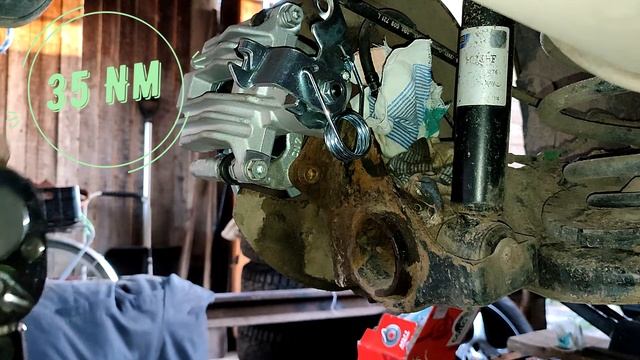 Замена заднего тормозного суппорта Lucas VW Passat B5 Audi A4 A6 Skoda Superb - замена тормозов