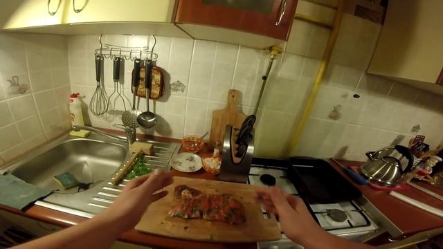 Рулет из свинины с ветчиной и сыром смотреть онлайн