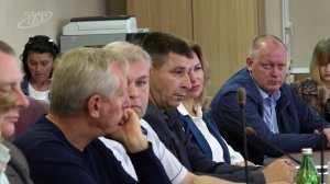 Депутаты городской Думы провели очередное заседание и круглый стол