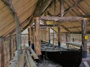 Экскурсия с директором на древних курганах Гнёздова