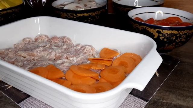 КАРТОФЕЛЬНАЯ  ЗАПЕКАНКА С КУРИЦЕЙ.  самая вкусная и очень сочная