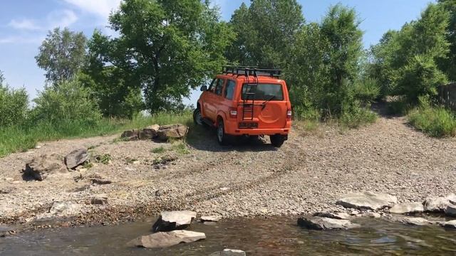 УАЗ ПАТРИОТ версия ЭКСПЕДИЦИЯ смотреть онлайн