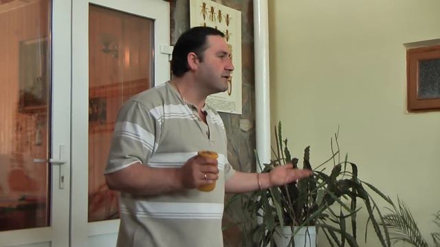 Choosing honey - Как выбрать мёд (НЛП) смотреть онлайн