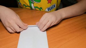 как сделать подставку для телефона из бумаги без клея и ножниц