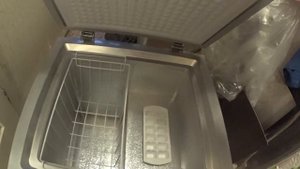 Морозильник/холодильник для выезда на природу