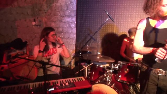 Junkyard Storytellaz @ Squat 3⁄4 [part] | СОН смотреть онлайн